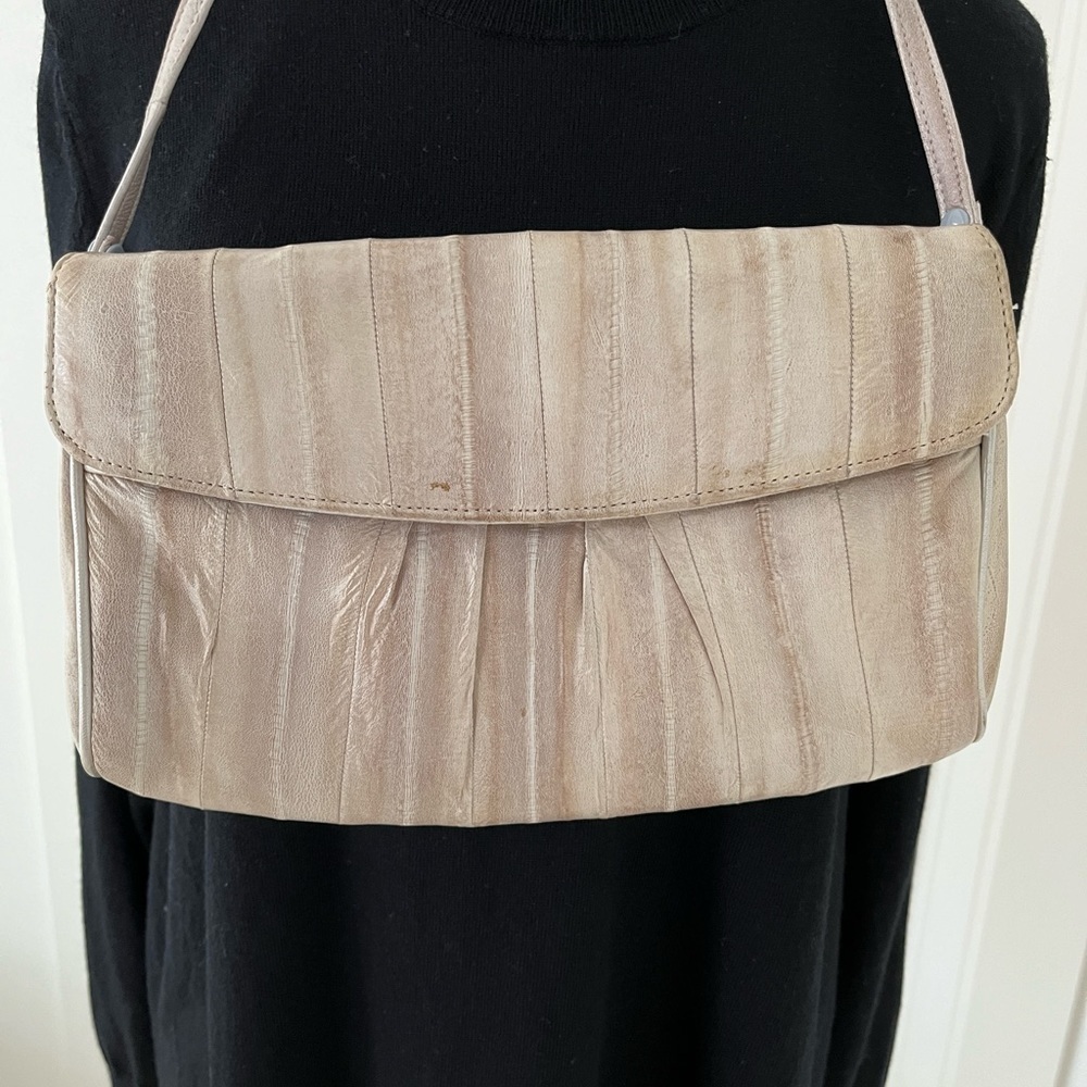 VINTAGE Eel Skin Cross Body Bag Convert to Clutch Neutral Business Classic Chic